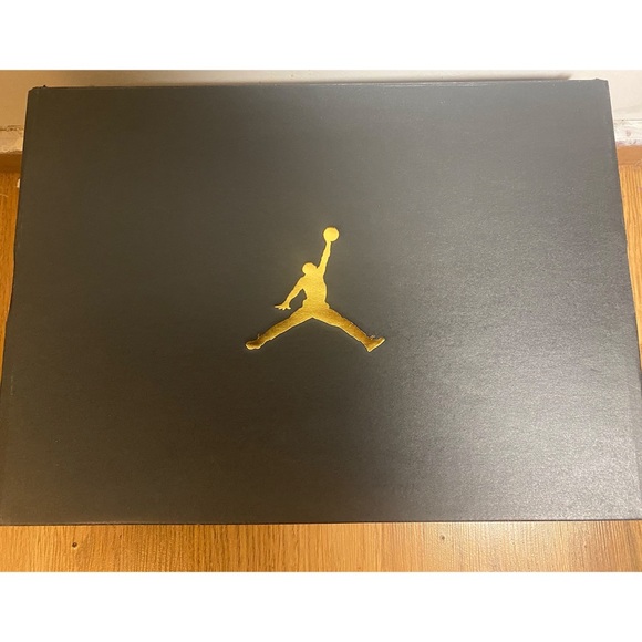 Jordan 11 CMFT Low (Cool Grey) - Picture 9 of 9